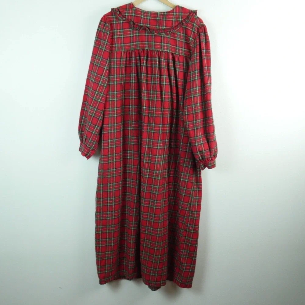 Vintage Large Red Plaid Flannel Nightgown Cotton Prairie Traditional Modest